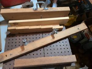 lot 276 image: Crosscut Saw 31C Freyt Handsaws Wood jigs