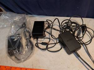 lot 285 image: 3- Nintendo GameCube Power Supply and Cords