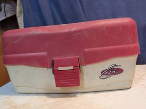 lot 290 image: Plano 4-Tray Tackle Box 420 Tour Red Cream