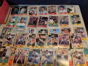 lot 296 image: Topps Baseball Trading Cards Mixed Lot 1980s Players Including Soccer Cards
