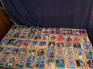 lot 316 image: Topps Baseball Card Lot 1980s All-Star Multiple Teams Approx 100 Cards