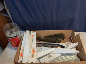 lot 342 image: Rubbermaid metal shelving components