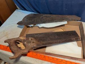 lot 366 image: Hand Saws Lot 2 Pieces Vintage Tooling
