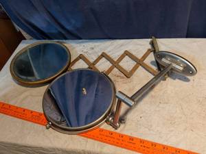 lot 398 image: Vintage wall extended mirrors
