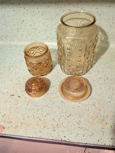 lot 500 image: Amber Glass Jars with Lids 2-Piece Lot Embossed Pattern