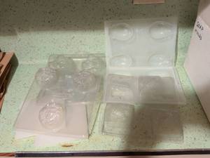 lot 518 image: Soap Molds Lot Plastic Clear Dome Round Face Oval Shell