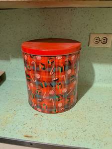 lot 536 image: Red Holiday Tin Container with Lid Candy Cane Gift Pattern