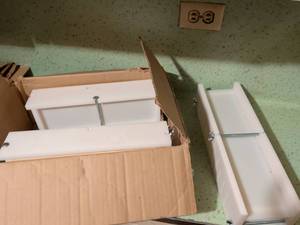 lot 550 image: Soap Loaf Mold with Slicer Box and Metal Threaded Rods