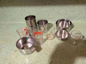 lot 565 image: Thermos Kitchen Measuring Cup & Bowl Set 8 Piece