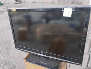 lot 18 image: JVC flat-screen TV
