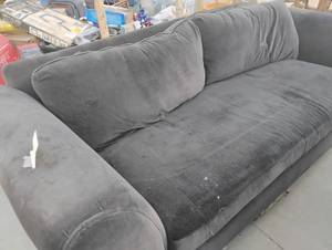 lot 25 image: Large Gray Couch