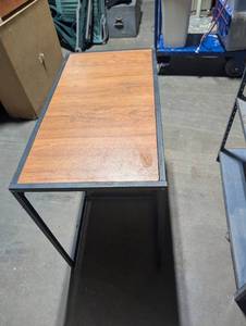 lot 39 image: skinny wooden table
