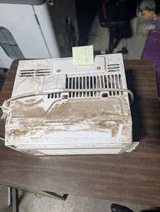 lot 43 image: Media AC Unit