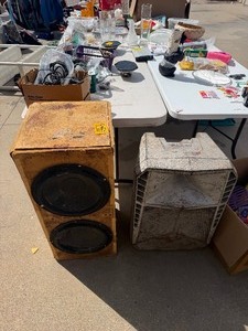 lot 2057 image: HUGE Misc Items Lot - Little Mystery.