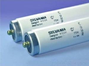lot 21131 image: The Sylvania F96T12CWX- 75-watt, 8-foot (96-inch) linear slimline fluorescent tube Lot of 2 - Retail $100