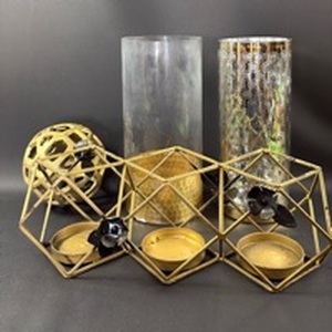 lot 154 image: Gold Home Decor