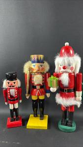 lot 237 image: Nutcrackers  10, 13 & 14 Inches Tall