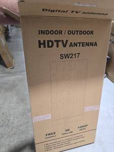 lot 8480 image: Digital Indoor Outdoor HDTV Antenna SW217 4K UHD Full HD