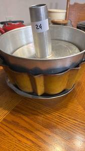 lot 24 image: Angel Food Cake Pan with Center Tube