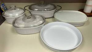 lot 29 image: Corningware Cookware Lot 6 Pieces Glass Lids White Oval Round