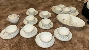 lot 89 image: Petite Bouquet by Japan Teacup and Saucer Set 8 Pieces