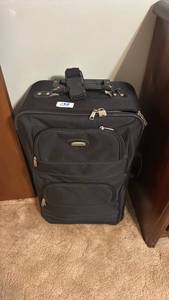 lot 133 image: Protocol Black Softside Luggage Carry-On Suitcase