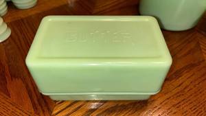 lot 173 image: Butter Dish with Lid