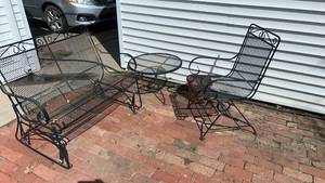 lot 238 image: Patio Furniture Set 4-Piece Metal Mesh Chairs Table