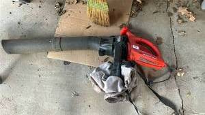 lot 250 image: Electric Leaf Blower Red Handheld with Dust Collection Bag