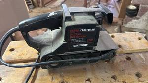 lot 312 image: Sears Craftsman 3 x 21-in. Belt Sander 1HP 1300 FPM