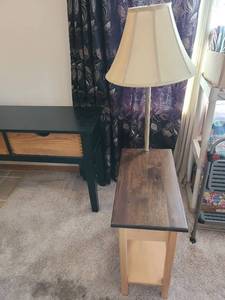 lot 902 image: Table Lamp with Cream Shade and Metal Base, 53x12x23 lamp needs new switch