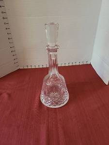 lot 908 image: Waterford lead Glass Decanter with Stopper
