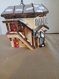 lot 1008 image: Snowhouse Series Bank � Dept 56