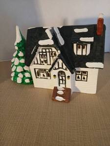 lot 1040 image: Department 56 Snowhouse Ceramic Snow-Covered House with Evergreen Tree and Chimney