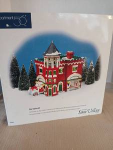 lot 1075 image: Department 56 Snow Village Fire Station #3 Ceramic House 54942