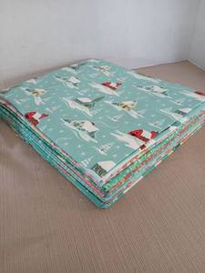 lot 1081 image: Fabric Christmas