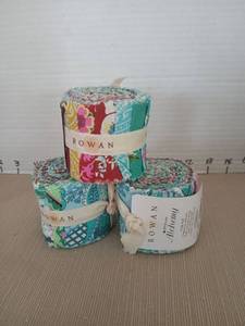 lot 1134 image: Rowan Jelly 2.5 Inch Precut Fabric Quilting Strips Bundle