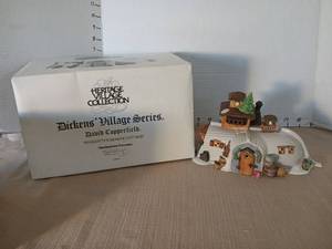 lot 1182 image: Heritage Village Collection Dickens Village Series Peggottys Seaside Cottage 5550-6
