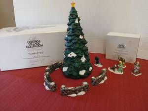 lot 1188 image: Heritage Village Collection Town Tree Set of 5 Handpainted Porcelain Accessories