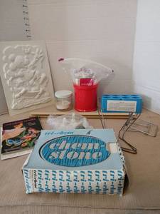 lot 1223 image: Tri-Chem Craft Painting Kit Chem-Stone Mold Tip Cleaner 1980