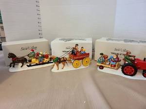 lot 1261 image: Snow Village Ceramic Accessory  Hitch-Up Hayride Caroling Farm