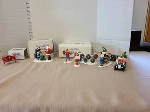 lot 1265 image: Snow Village Ceramic Accessory Lot - Figures Wreaths Bench Vehicles