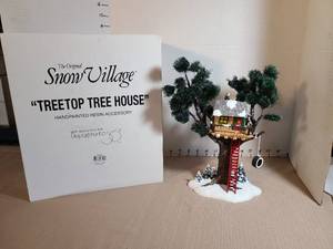 lot 1305 image: The Original Snow Village Treetop Tree House Handpainted