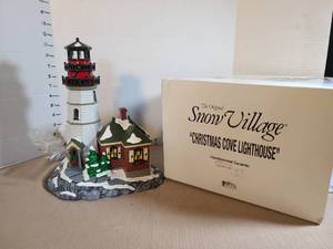 lot 1337 image: Department 5ySnow Village Christmas Cove Lighthouse Handpainted Ceramic