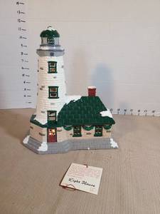 lot 1340 image: Dept 56 Snow Village Light House 1987
