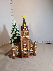 lot 1360 image: Gothic Church ODep 56 Christmas Figurine with Tree