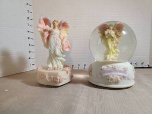 lot 1363 image: Seraphim Classics Angel Snow Globe June  and Hope figurine