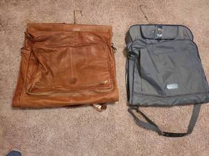 lot 1367 image: 2 Garment Bags Travel Luggage Carry-On Hanging Storage