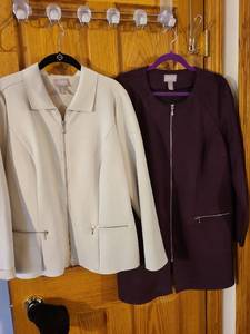 lot 1375 image: Ladies tops, Chicos XL