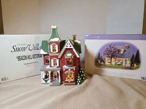 lot 2046 image: Department 56 Snow Village Beacon Hill Victorian Handpainted CeramicHappy Easter Hoise
